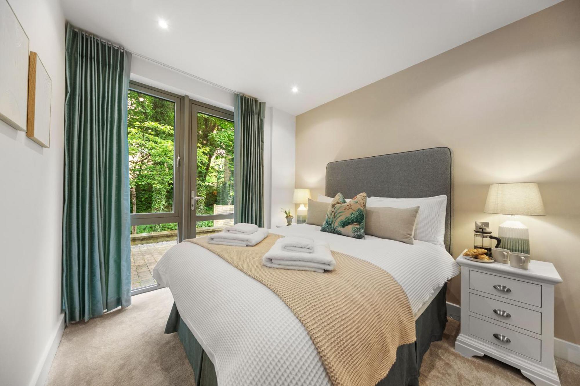 Springfield Fourteen ฮาร์โรเกต ห้อง รูปภาพ